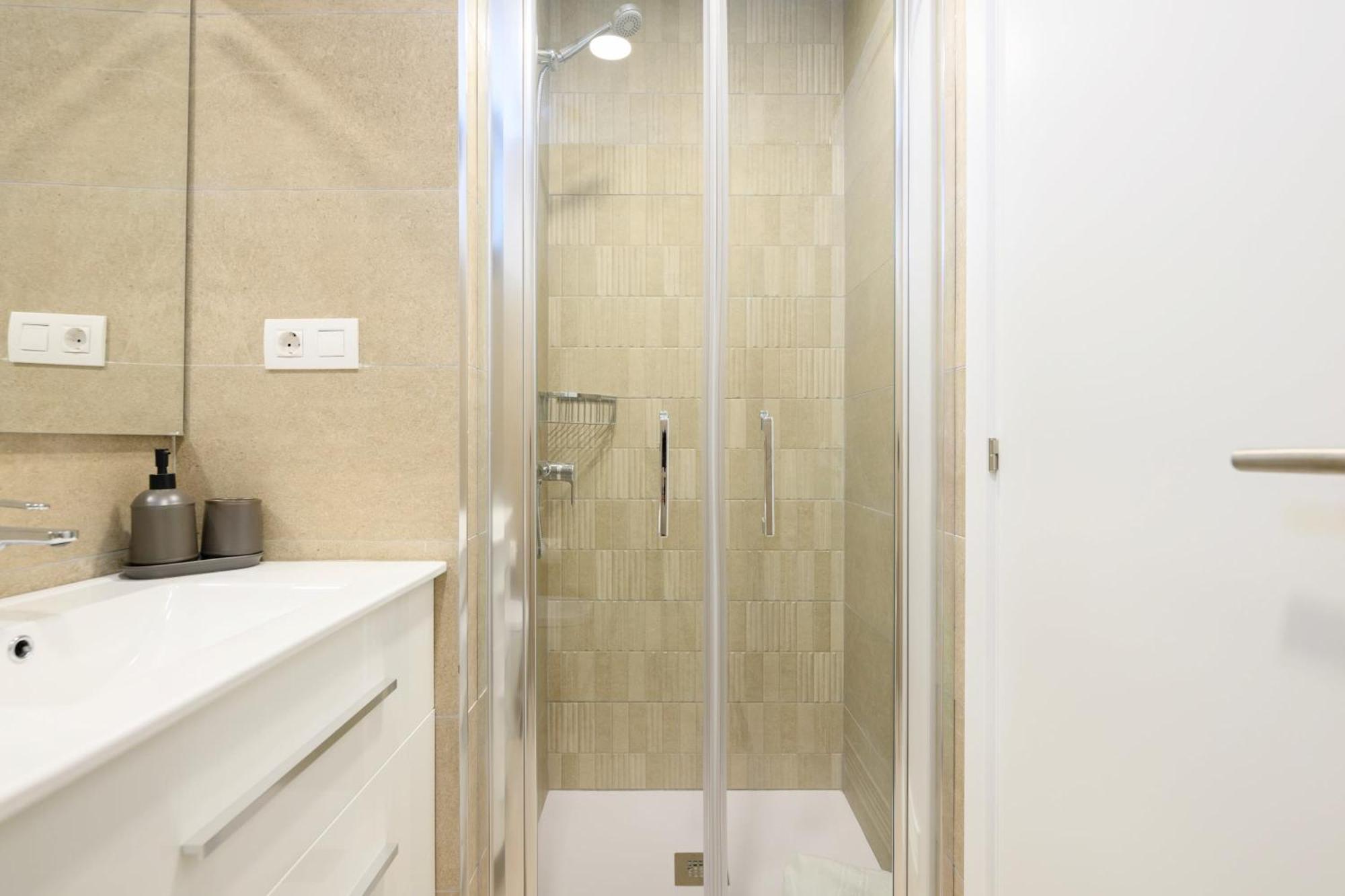 Ferienwohnung Brand New 2Br With Auto Check-In Las Palmas / Gran Canaria Exterior foto
